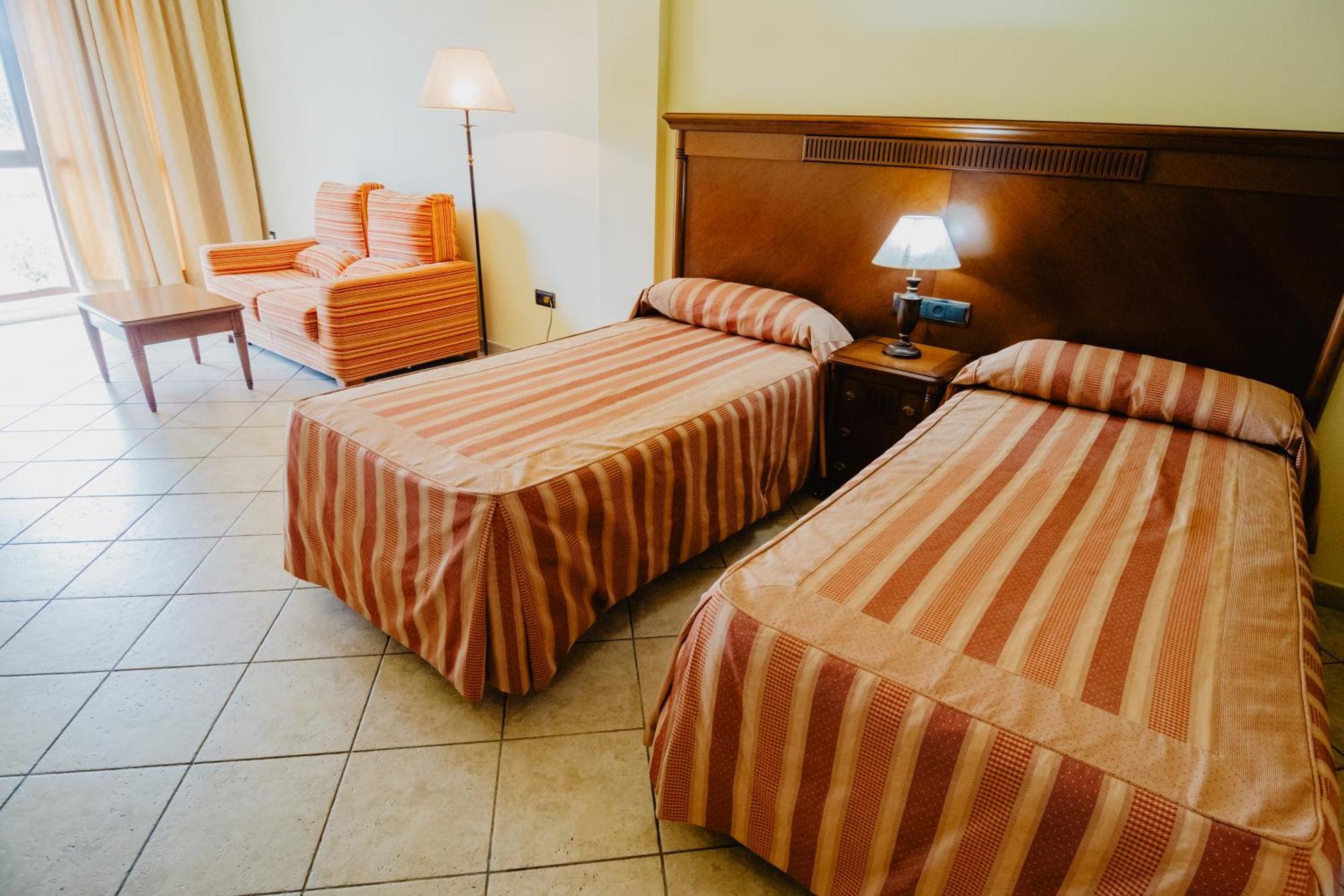 Hotel Hacienda Don Manuel Granja de Torrehermosa Zewnętrze zdjęcie